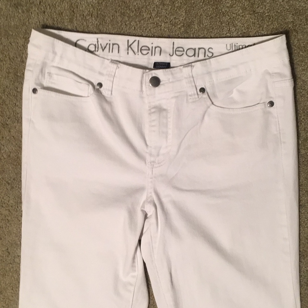 Jeans - Picture 2 of 3